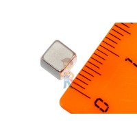 Неодимовый магнит пруток 10х25 мм, N52 - Неодимовый магнит прямоугольник 5х5х5 мм, жемчужный