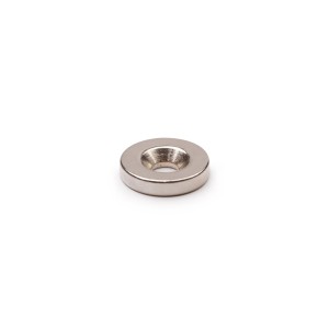 Неодимовый магнит диск 15х3 мм с зенковкой 4.5/7.5 мм